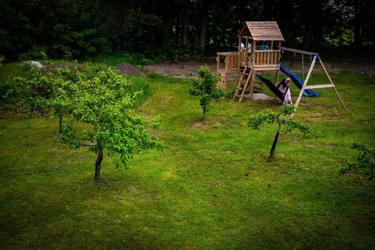 Pinska Guesthouse Cozy Apartment Вилянди Екстериор снимка